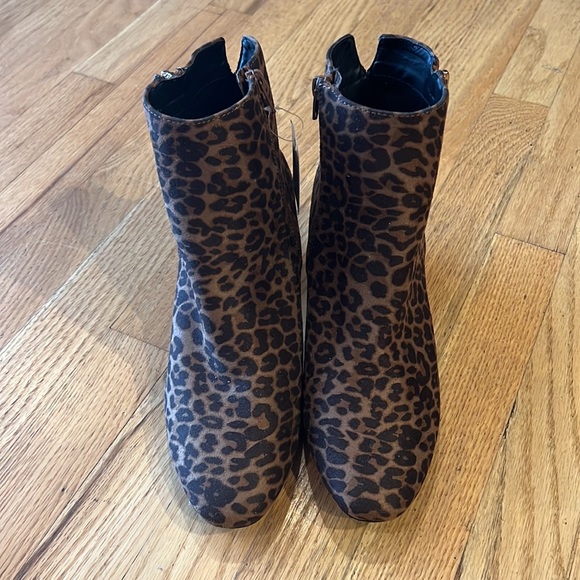 new with tags heeled boots / booties - Picture 2 of 7